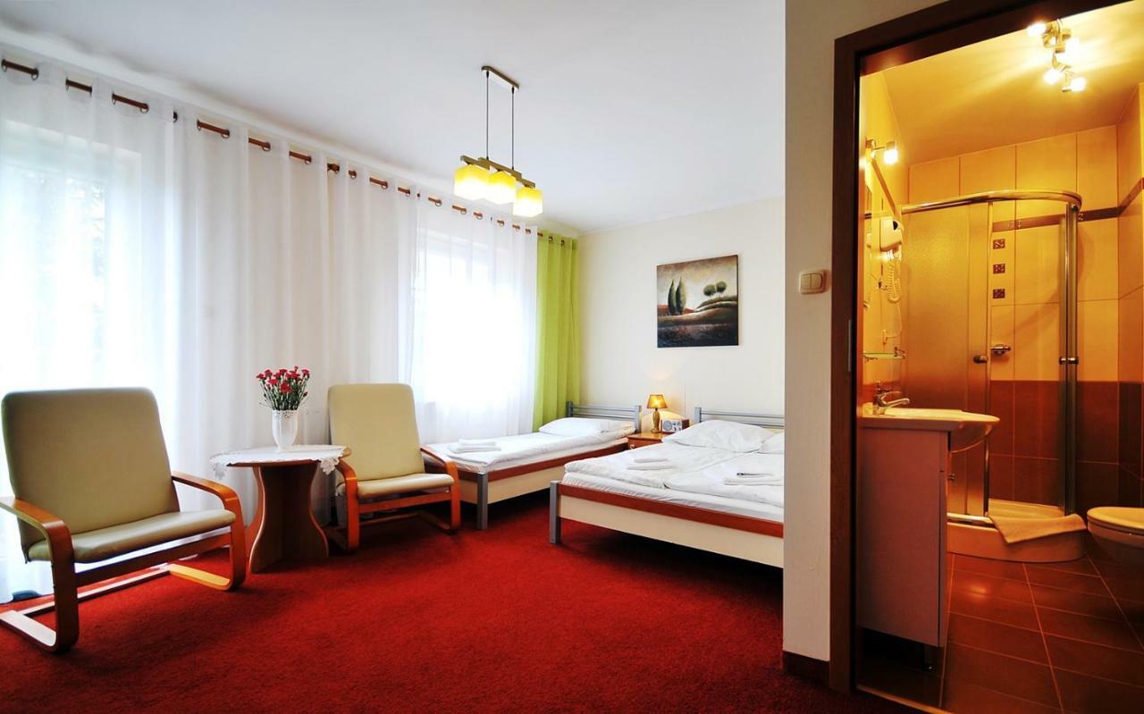 Triple Room,805596846:JPEG